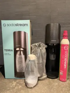 【新品未使用】SodaStream TERRA 炭酸水 スターターキット 黒のサムネイル