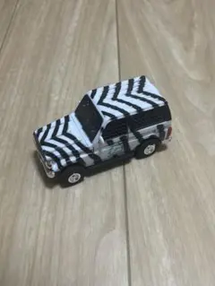 富士サファリパーク　トヨタ　ランドクルーザー70 プルバックカー　ミニカー