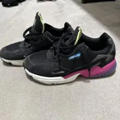 adidas ファルコン 26.5スニーカー ブラック/ピンク