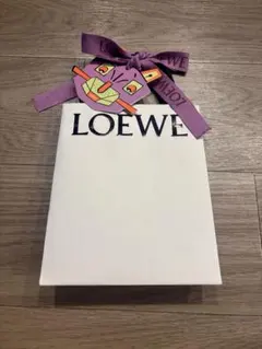 LOEWE ショップ紙袋　動物タグ付き