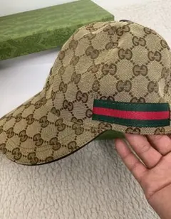 GUCCI GGキャンバス ベースボールキャップ