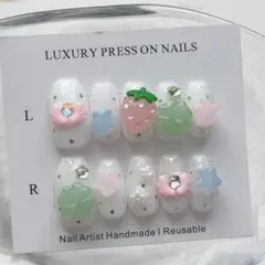 ネイルチップ ウィッシュコア 羽 いちご 星 クローバー 現品