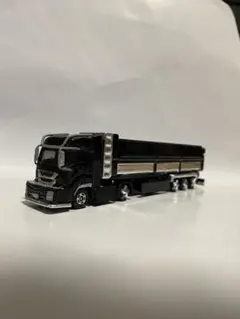 トミカ ギガ ウイング車 - メルカリ