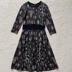 MAX&Co. マックス＆コー　ニットワンピース　長袖　総柄