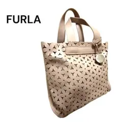 未使用級 保存袋付 FURLA かごバッグ 花柄 巾着 スカーフハンドルトート 未使用級 保存袋付 FURLA かごバッグ 花柄 巾着 スカーフハンドル