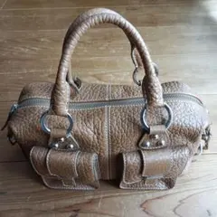 Item thumbnail for item 6d7db9e5-f8e5-46af-821a-519bb6319b53