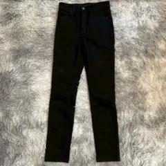 美品✨【UNIQLO jeans】黒 スキニーデニム(S) カジュアル 細見効果