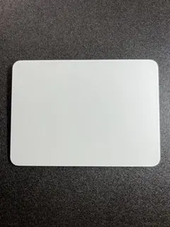 Apple  Magic Trackpad（第3世代）のサムネイル