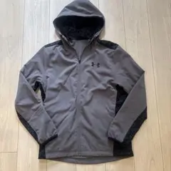 Under Armour フード付きアウター SM