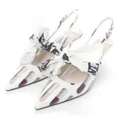 大セール【新品未使用】PRADA プラダ リボン付き スリングバック 36のサムネイル