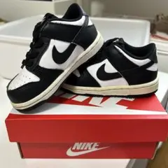 キッズ　Nike Dunk Low ブラック/ホワイト　12cm