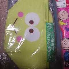 キャラクター顔デザイン ポーチ 黄緑 KITTYトトバックか何かをつけます