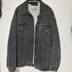 Item thumbnail for item 753d6af0-bcb2-407b-a75b-c566fd2d5ad6