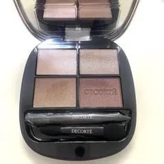 コスメデコルテ　スキンシャドウ　デザイニングパレット　04