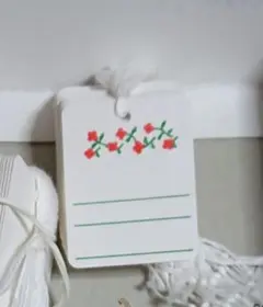 HEIKO タグ ３cm×４cm 花の柄と グリーンのライン入り ４５０枚