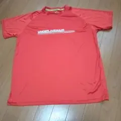 UNDER ARMOUR シャツ オレンジ