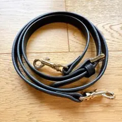 ショルダーストラップ