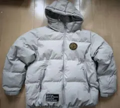 グレー ダウンジャケット フード付き