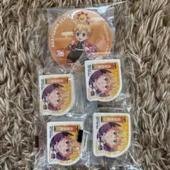 鬼滅の刃　善逸　缶バッジ　消しゴム　セット