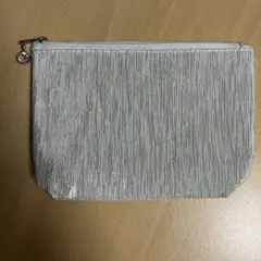 新品　ポーチ　スワロフスキーの綺麗なクリスタルのサムネイル