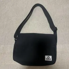 値下げしました　アウトドアショルダーバッグ　メンズ　レディース