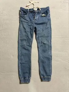 Item thumbnail for item 7e05b8f0-95c7-4b56-86b7-6c2ab981adfb