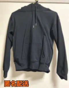 ブラック パーカー