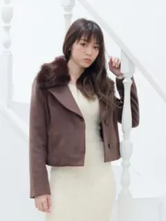 【新品未使用タグ付き】ファーカラーショートジャケット