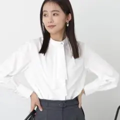 N. Natural Beauty Basic フリルタイロングスリーブブラウスのサムネイル