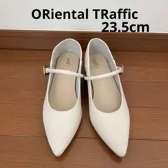 ORIENTAL TRAFFIC ホワイトパンプス ストラップ付き