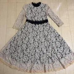 ベージュ レース ワンピース 結婚式