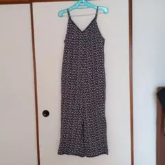 ワイドパンツ　サロペット