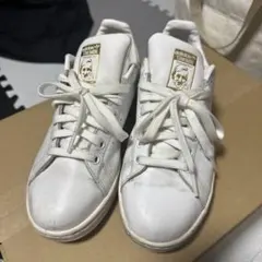 adidas スニーカー 24