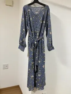 柄ワンピース 長袖