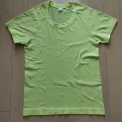 最終値下げ　lululemon 半袖Tシャツ 4