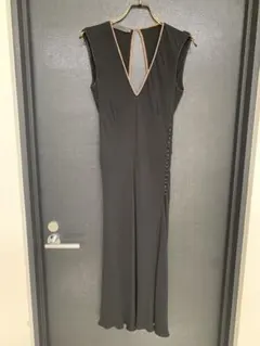 DJOLL （バーニーズニューヨーク）ノースリーブ ひざ丈ワンピース ブラックのサムネイル