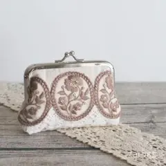 ミニがま口ポーチ*インド刺繡リボン*ブラウン