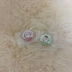 ちいかわ　くら寿司　コラボ 缶バッチ　 くりまんじゅう　シーサー　2個セット