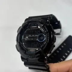G-SHOCK GD-110 ブラック