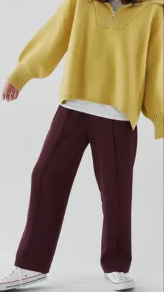 送料込み!アンティローザホリデー★シルプルストレートパンツ★ボルドー