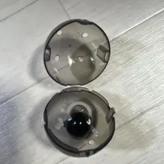 カプセル型おもちゃ 透明/黒