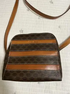 【希少】CELINE セリーヌ マカダム柄 ショルダーバッグ トリオンフロゴ セリーヌ ショルダーバッグ 斜めがけ マカダム柄 トリオンフ ロゴ金具