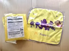 マクドナルドの福袋2026 保冷バッグ・ハンカチ2点セット