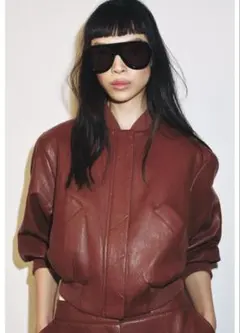 タグ付新品★ZARAのショルダーパッド付きフェイクレザーボンバージャケットセット