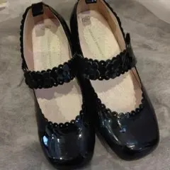キッズ　パンプス　ブラック　21cm