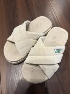 VANS キルティング クロスストラップ サンダル ホワイトのサムネイル
