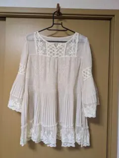 Item thumbnail for item 2473c8af-9107-4378-993d-3c2c7b740427