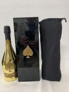 未開封 アルマンドゴールド（専用布袋付き） 未開封 アルマンドゴールド（専用布袋付き） Armand de brignac