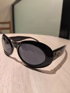 極美品】GUCCI グッチ オーバル サングラス Y2K GG2522 Gロゴ - メルカリ