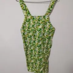 美品　エプロン　ポケット2つあり　大人用　おしゃれ　花柄　総柄　緑　グリーン